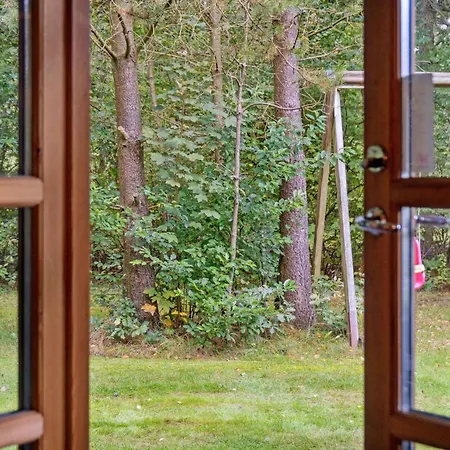 Cozy Summer House Near * 헤르닝