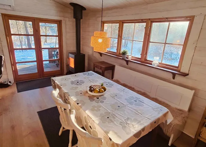 Cozy Summer House Near Сasa de vacaciones *